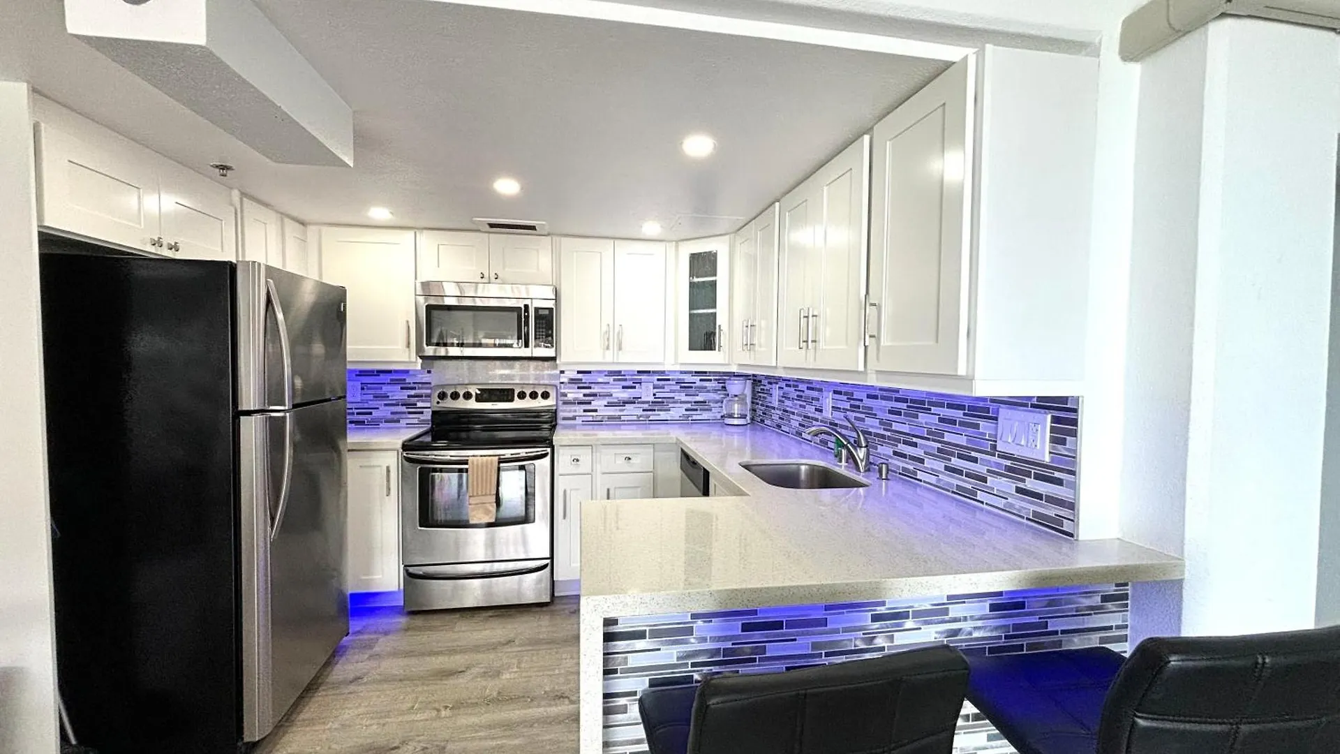 Ilikai Apt 1822-2Br2Ba Modern Unit With Ocean &Harbor Views No Resort Fees Honolulu Holiday home