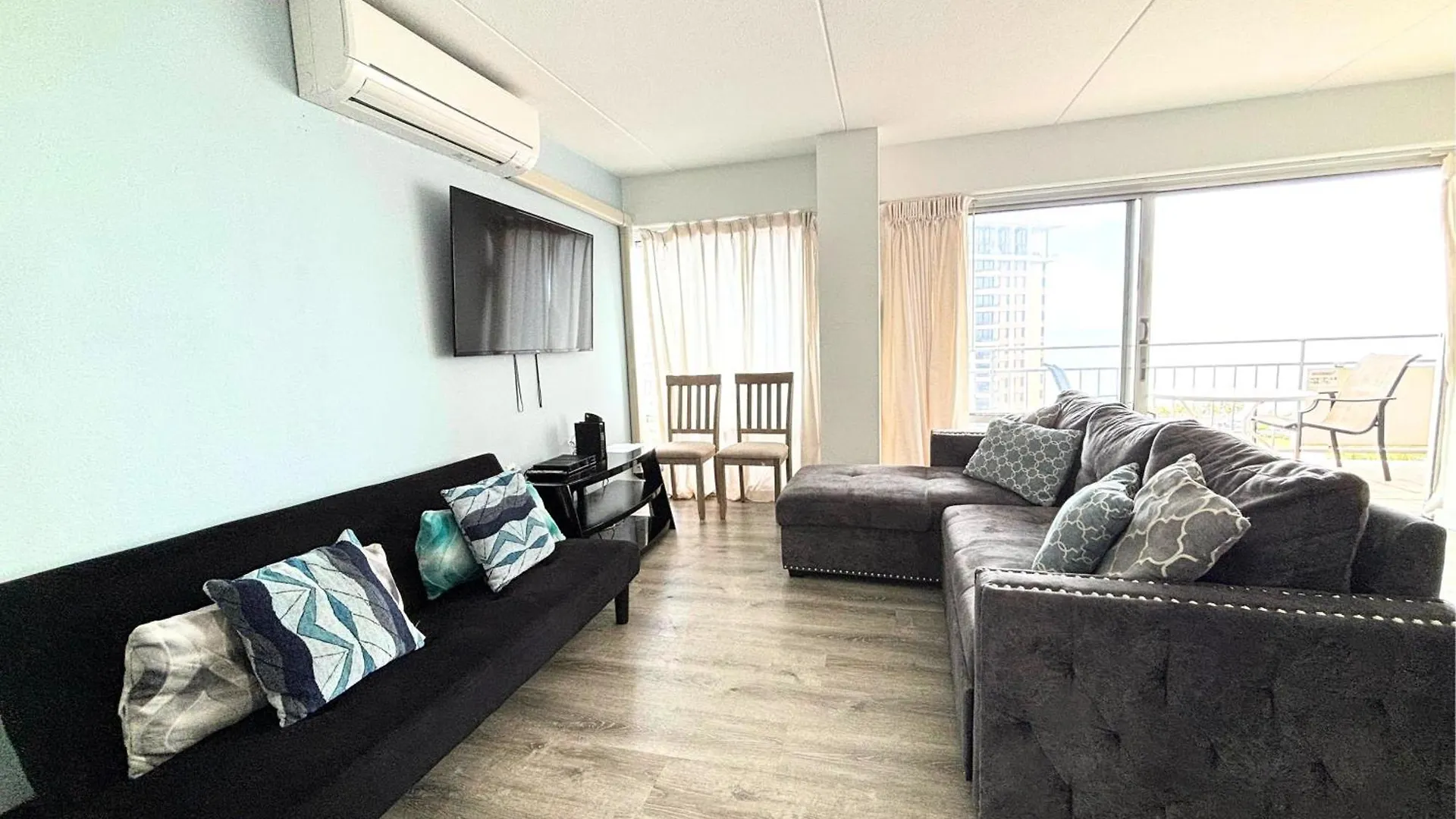 Ilikai Apt 1822-2Br2Ba Modern Unit With Ocean &Harbor Views No Resort Fees Honolulu 0*,  United States